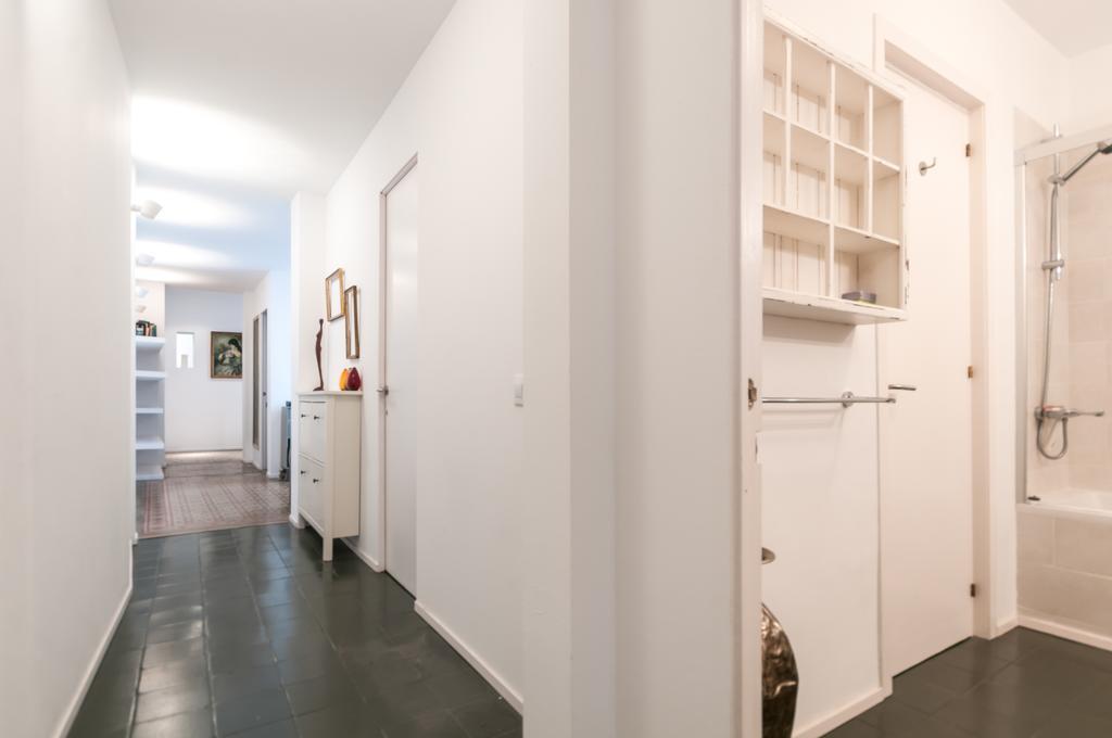 3 Bedroom Near Las Ramblas Appartamento *